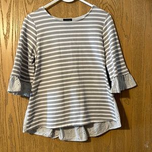 Women’s Gray and White Striped Top